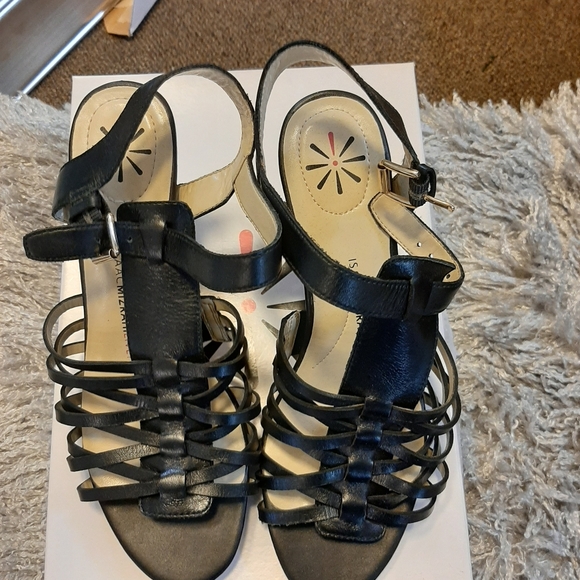 Free Shipping Issac Misrahi Black Leather wedge heel sandals. Size 8 - Picture 5 of 16
